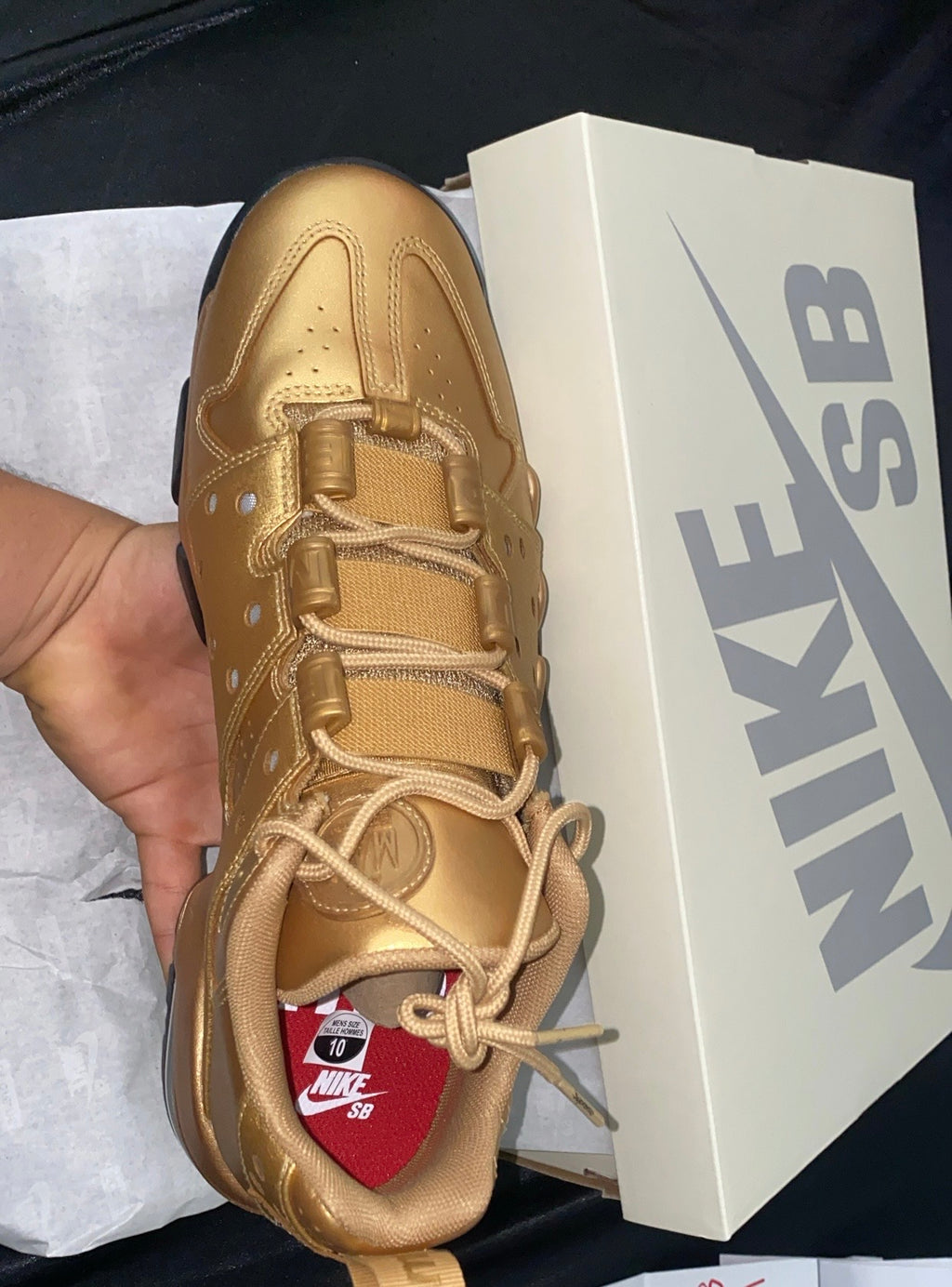 Supreme x Nike SB Air Max 2 CB '94 Low - Metallic Gold