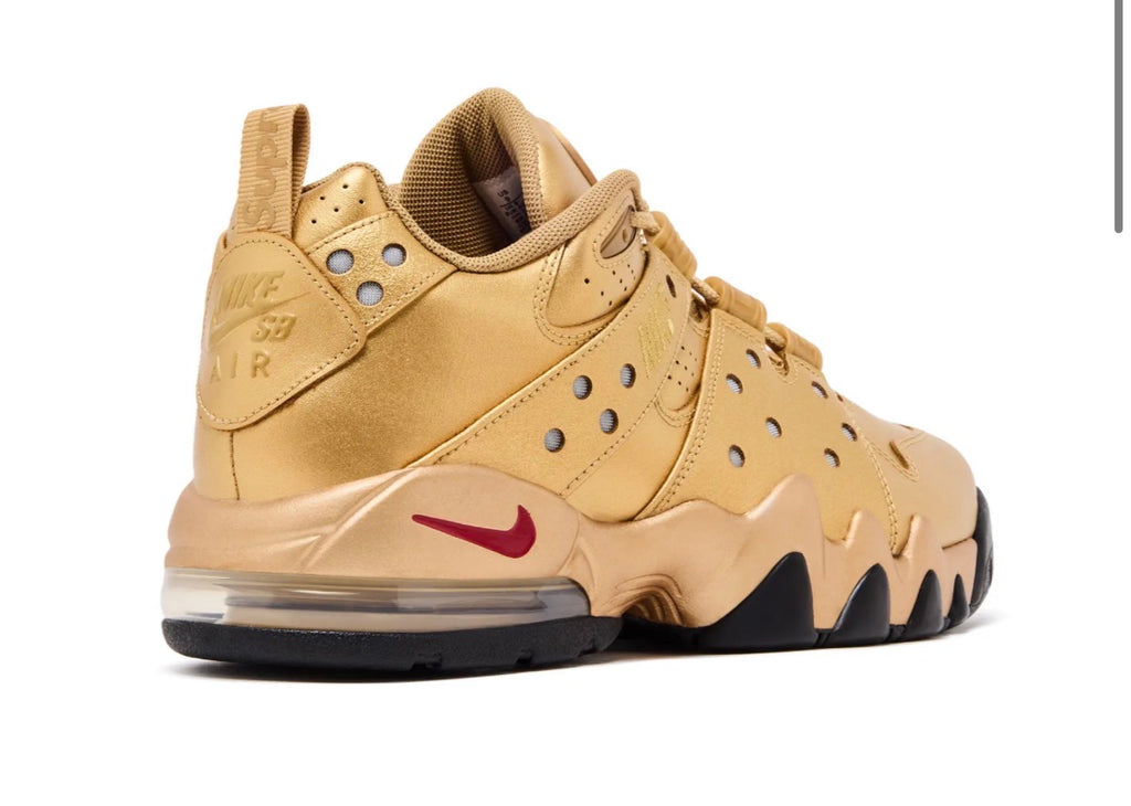 Supreme x Nike SB Air Max 2 CB '94 Low - Metallic Gold